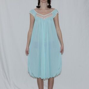 vintage babydoll nightgown blue lace trim one size
